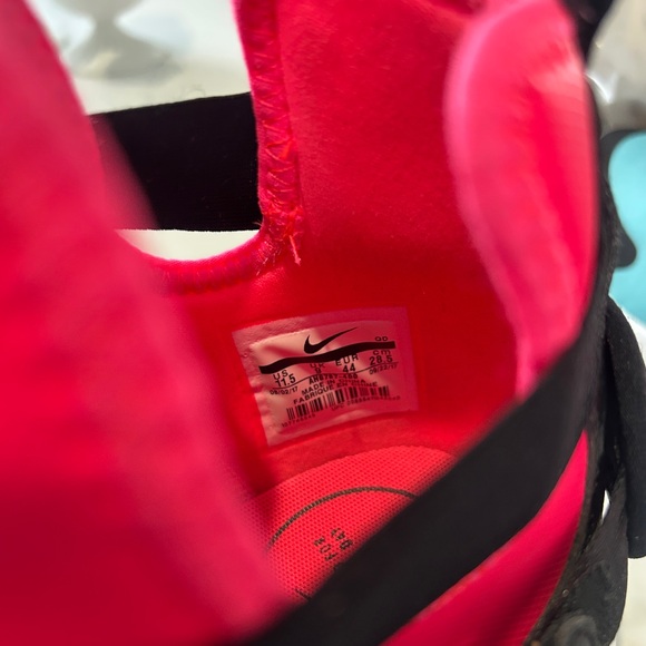 Nike Air Huarache City
Multi-Color (Women's) - Picture 5 of 11